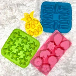 NWOT Set of 4 Pineapple Starfish Fish Flora Silicone Soap Mold Trays